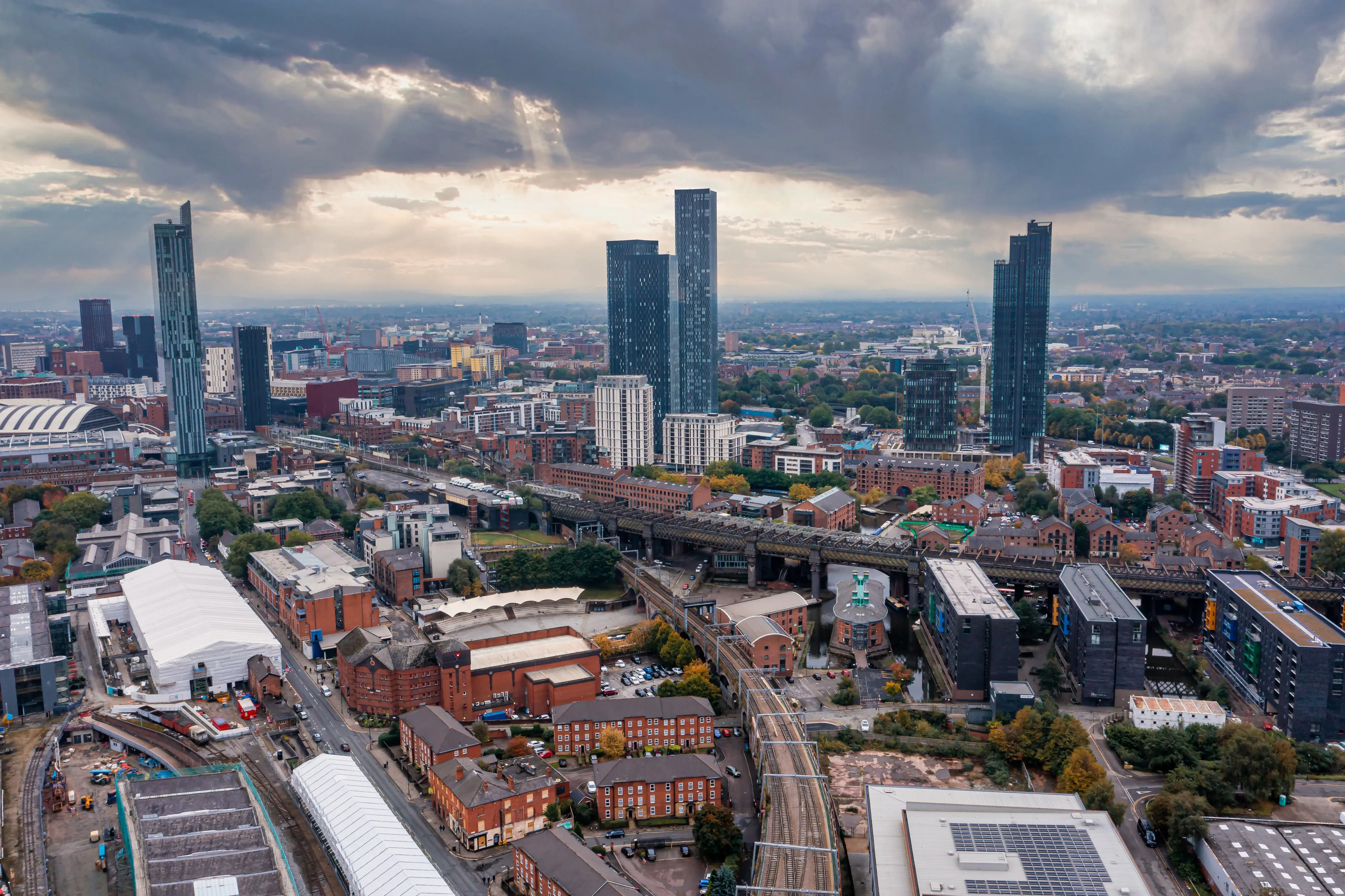 Why Reform Is Strongest in the North: The Economic Data Behind the Polls